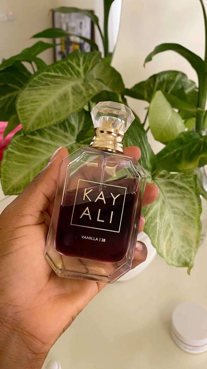 KAYALI